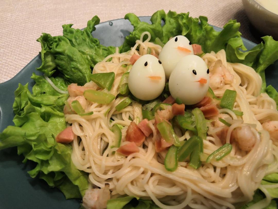 饥饿的小鸟面条