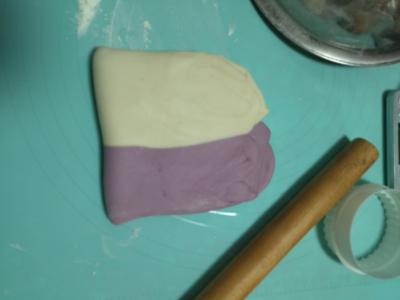 紫薯渐变包子多种造型的做法 步骤3