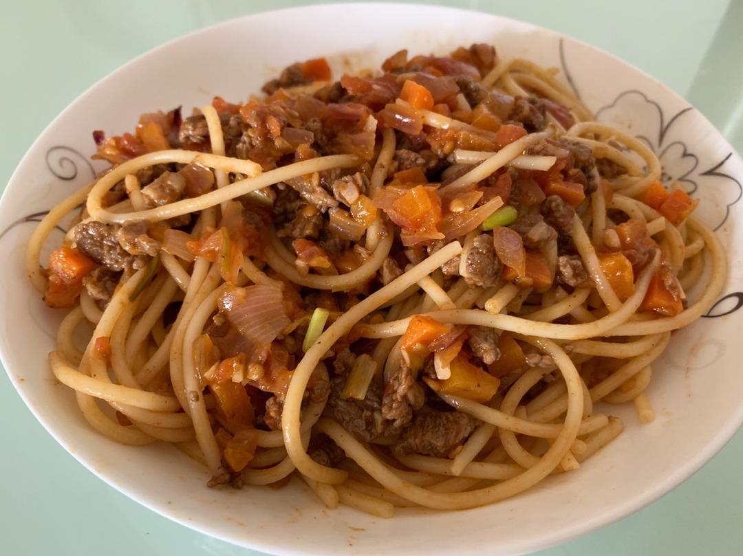 【番茄肉酱意面】