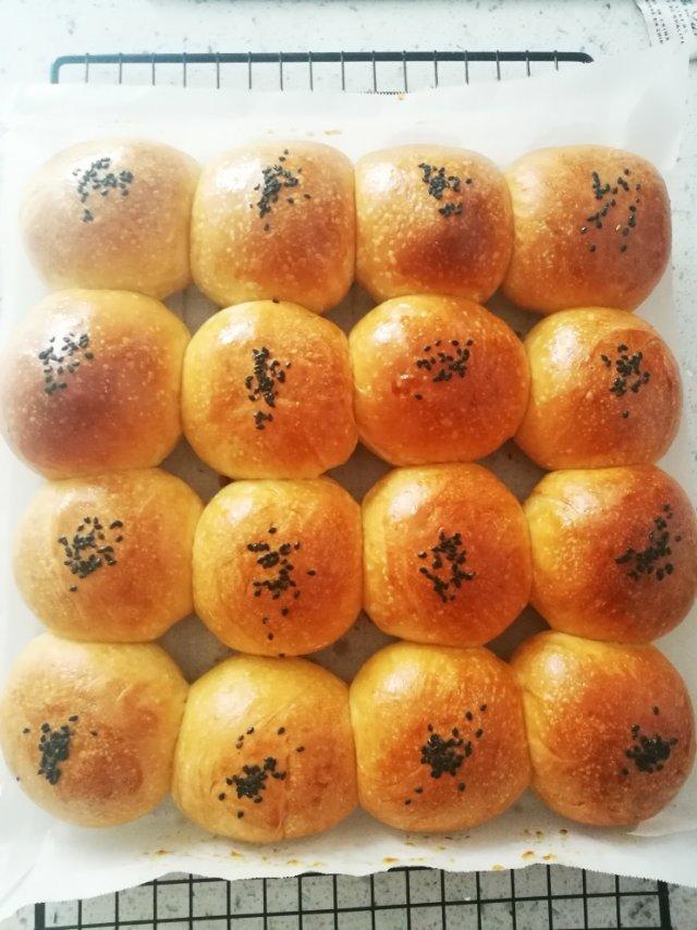 鲜奶油小餐包（一次发酵）