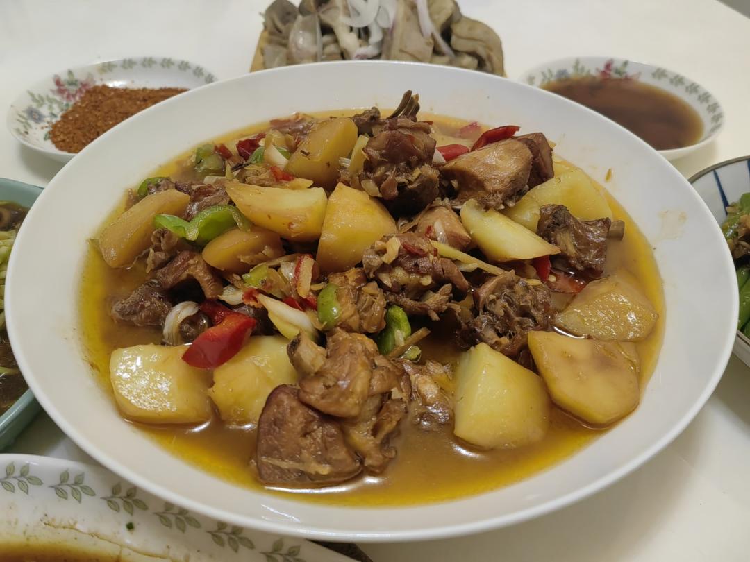 大盘鸡/新疆大盘鸡