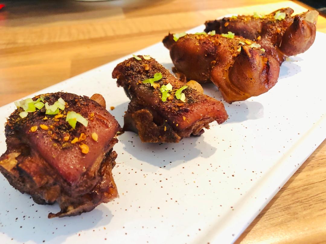 超夯孜然烤猪蹄