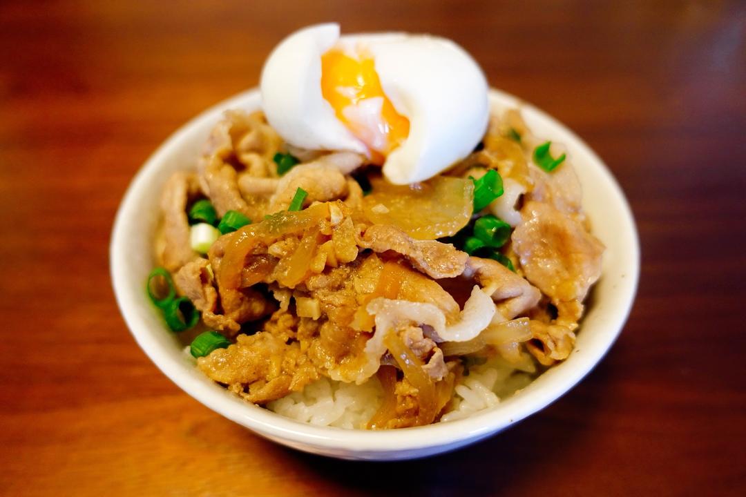 首尔小媳妇做的中式温泉牛丼饭