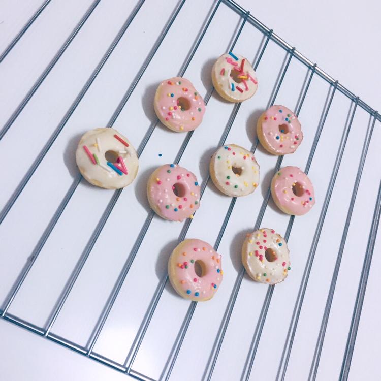 迷你甜甜圈蛋糕