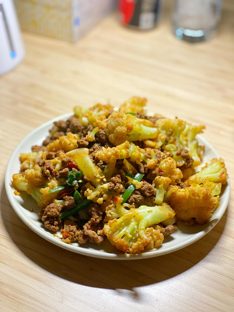 老丁的私房菜-干锅花菜