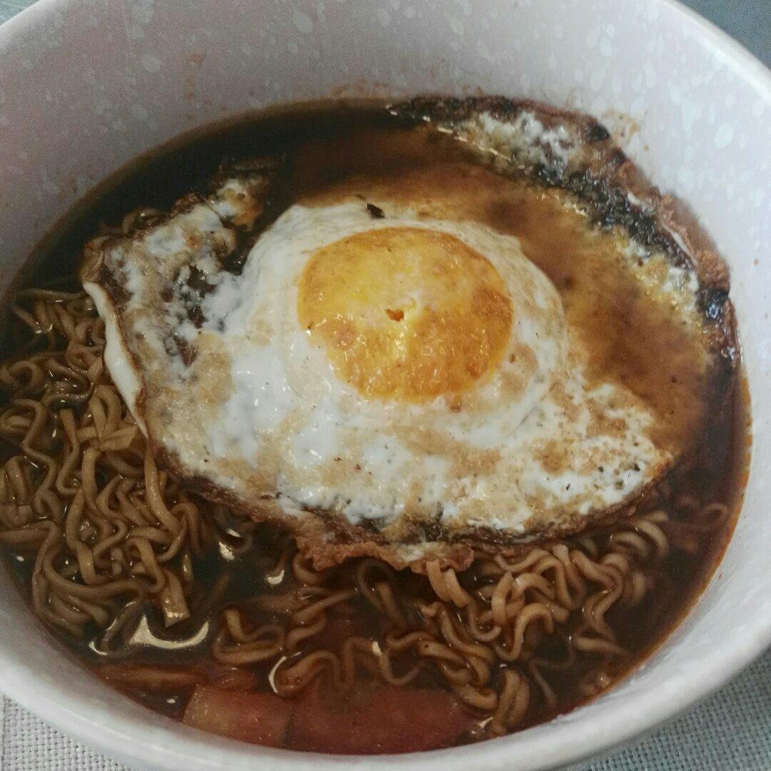 生番茄酸辣煎蛋面