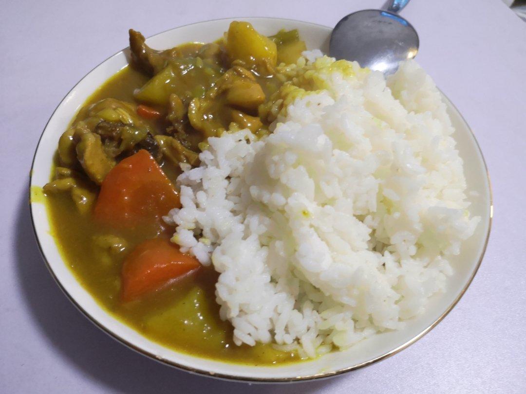 咖喱鸡肉（土豆多多）
