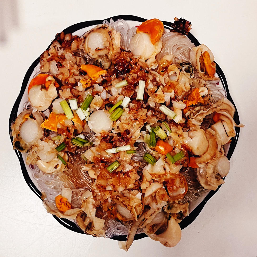 蒜蓉扇贝肉蒸粉丝