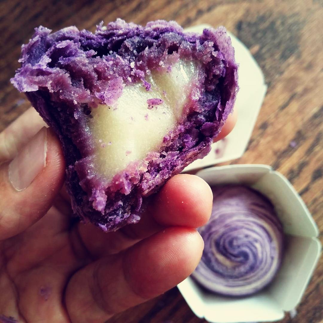 分享作品 2017年09月08日                      鲍师傅紫薯鸳鸯酥