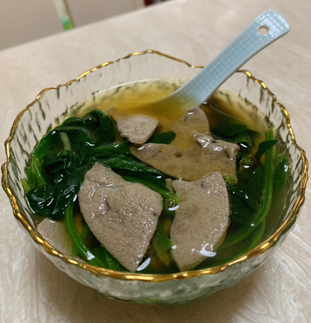 鲜嫩的猪肝汤