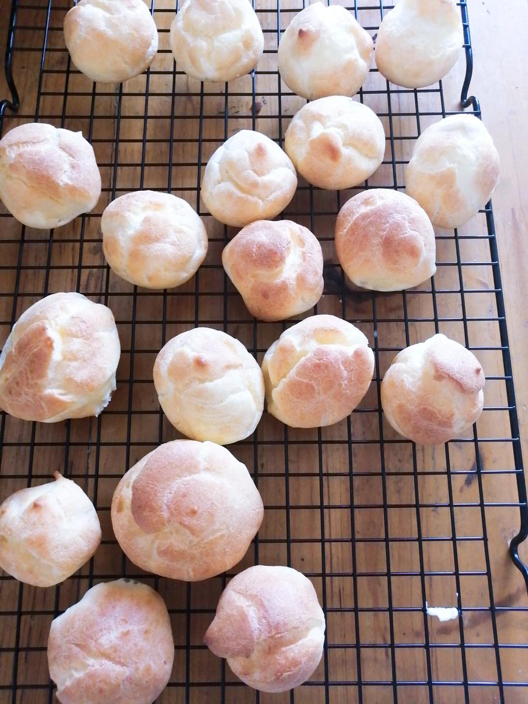 奶油小泡芙，容易做，成功率极高～