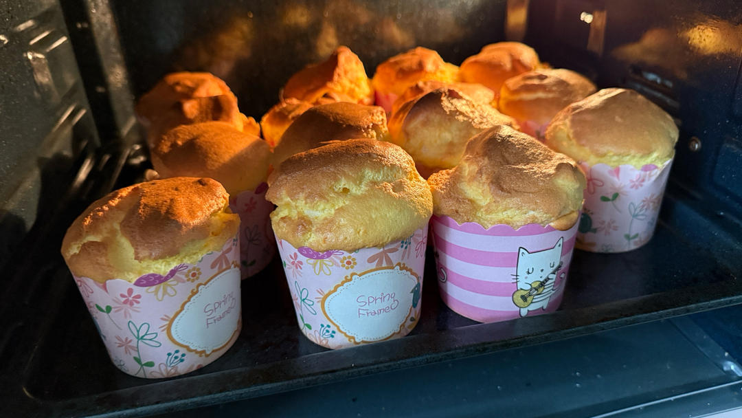 戚风小纸杯蛋糕