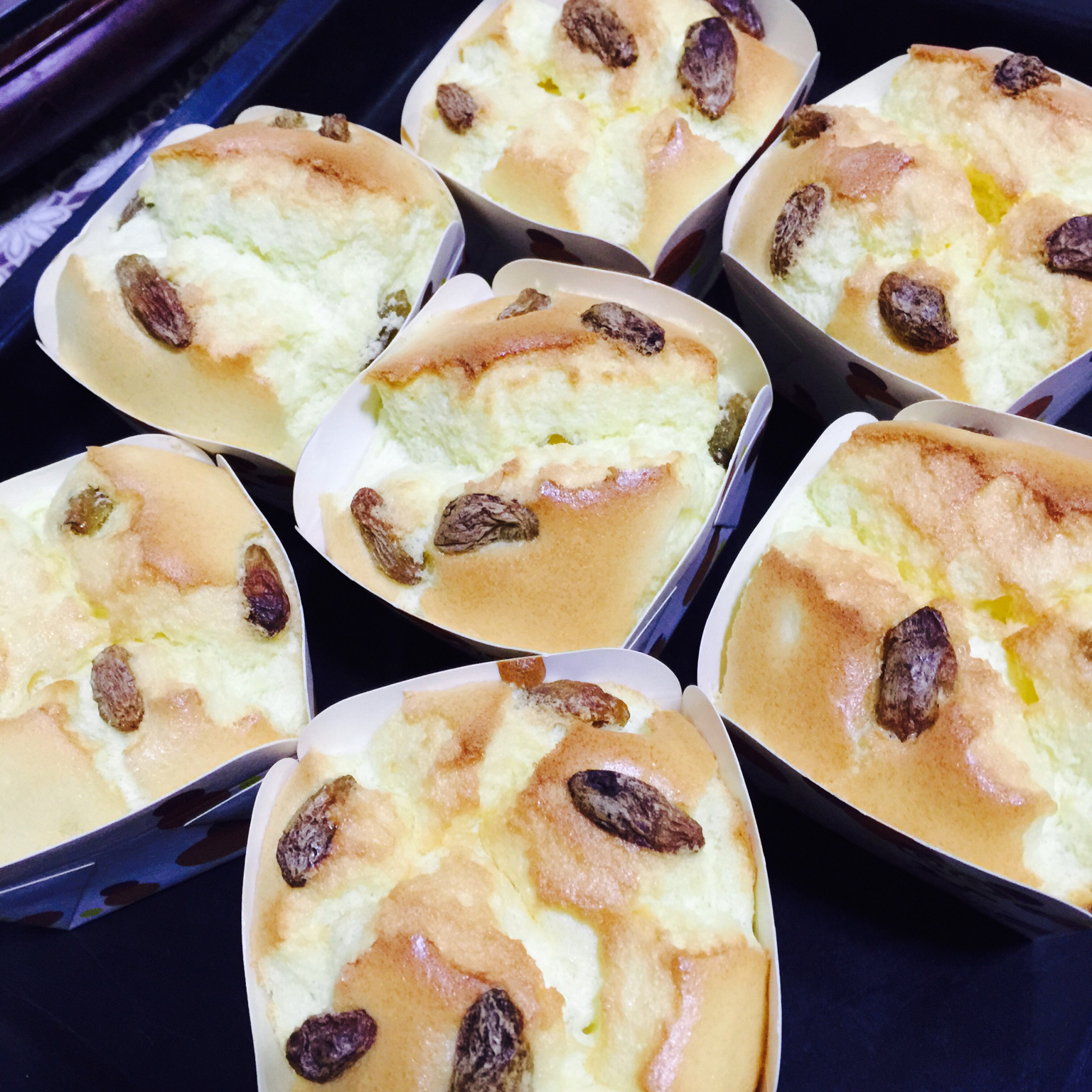 软绵绵的纸杯蛋糕