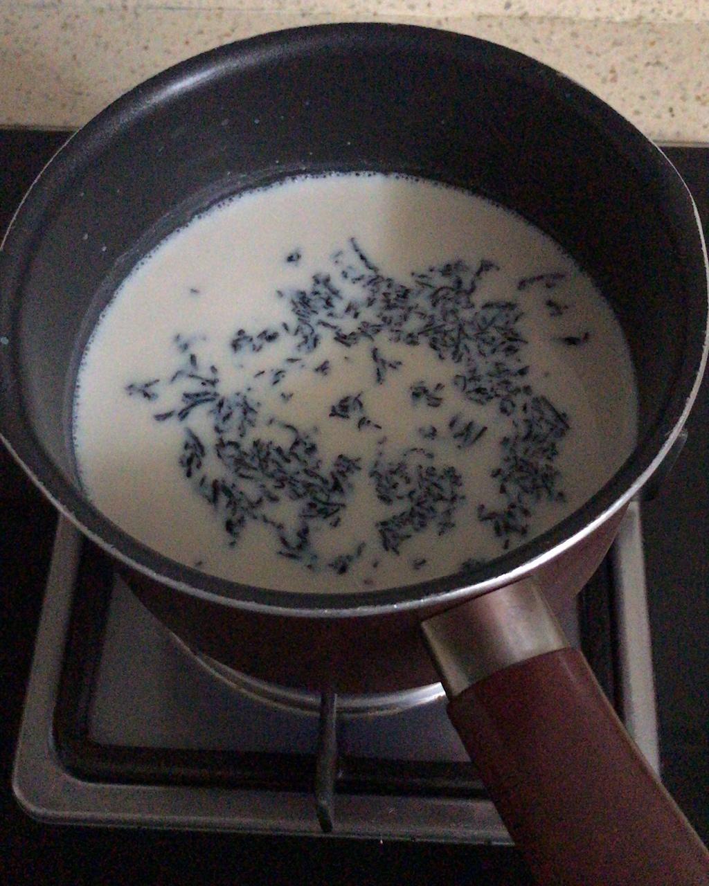 手煮奶茶