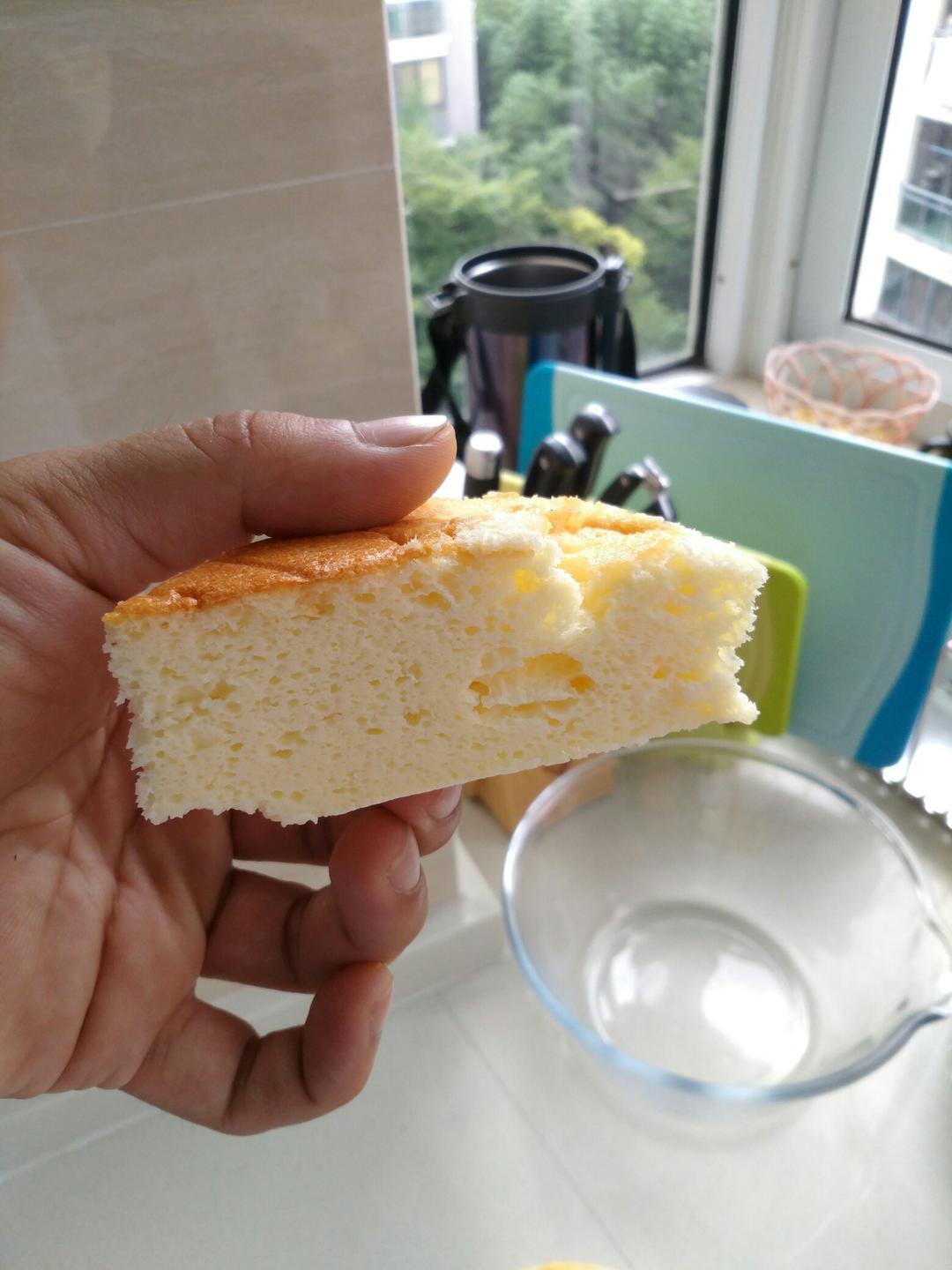 超软的~酸奶蛋糕