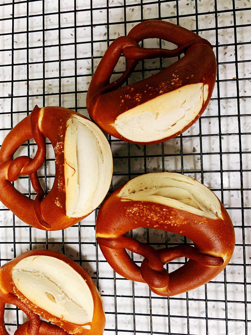 做了N次碱水面包，总结出最优制作方法，100%完美表皮