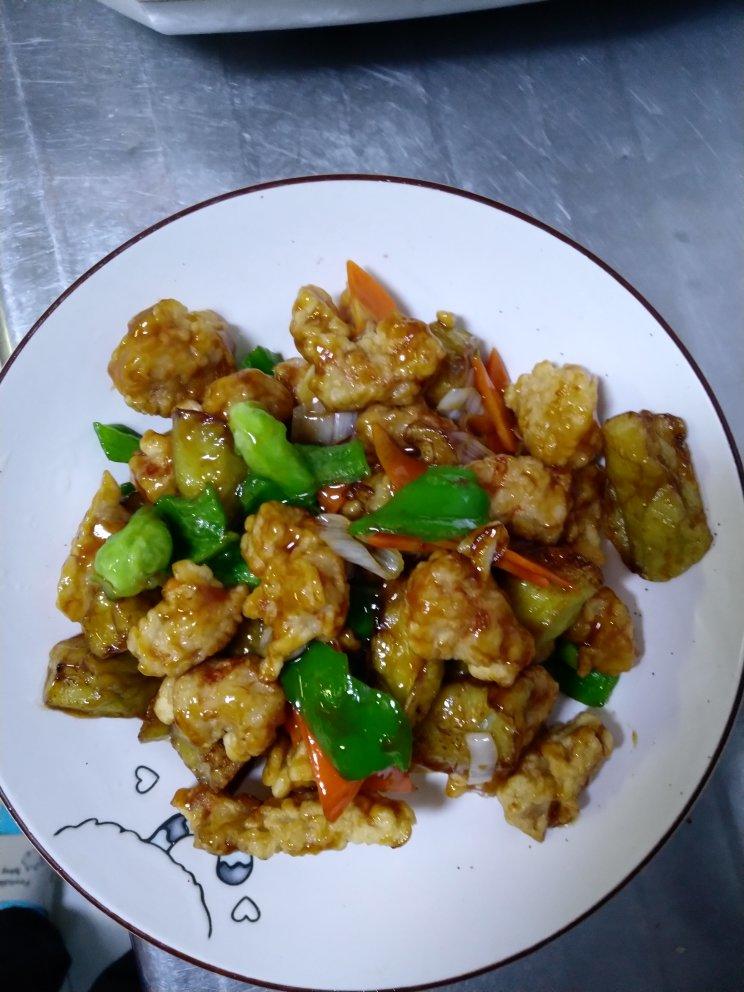 黑鲨做的溜肉段烧茄子东北硬菜呀哈哈