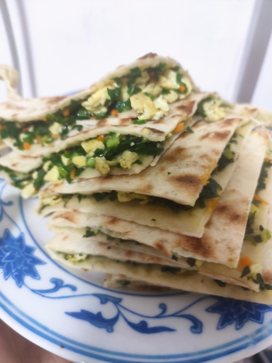 妈妈的味道--韭菜鸡蛋发面活馅大饼
