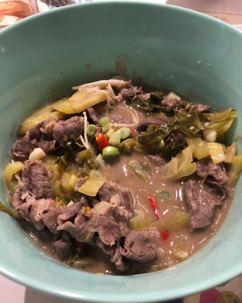 酸汤肥牛