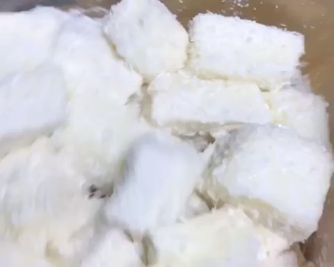 椰奶小方（醇厚的椰奶香～吉利丁片版）的做法