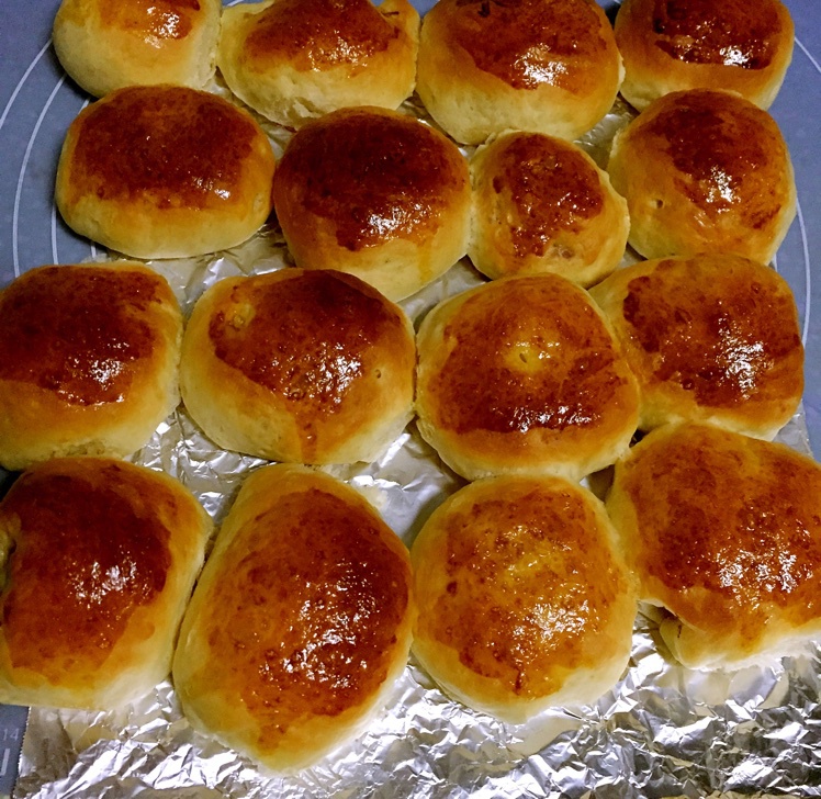 大人小孩都爱不释口的【蜂蜜牛奶小餐包】