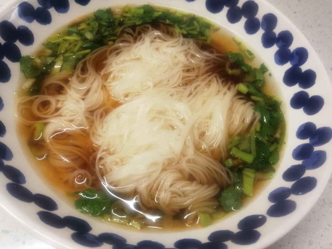 十分钟就能吃上的快手热汤面