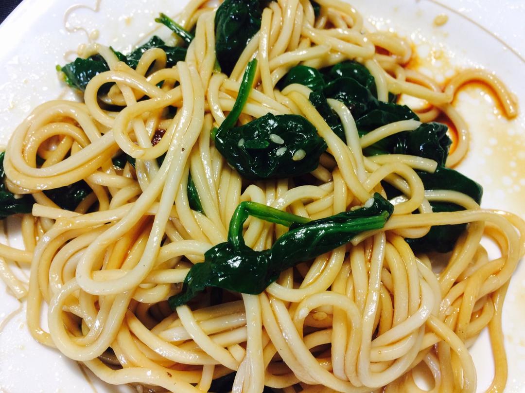 葱油拌面（快手简单，美味无敌）