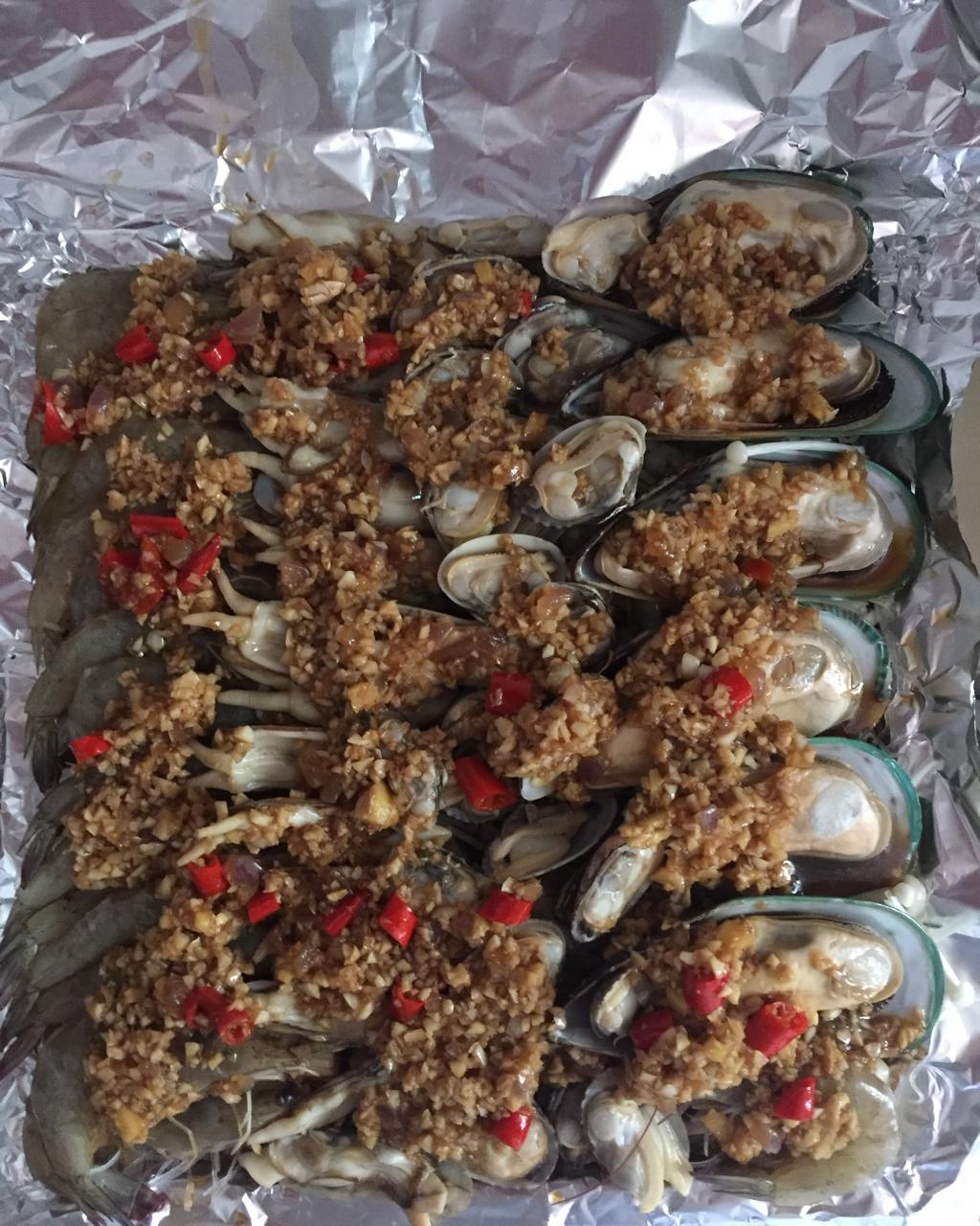 蒜香吮指海鲜大咖——松下NU-JK200W大蒸烤箱食谱