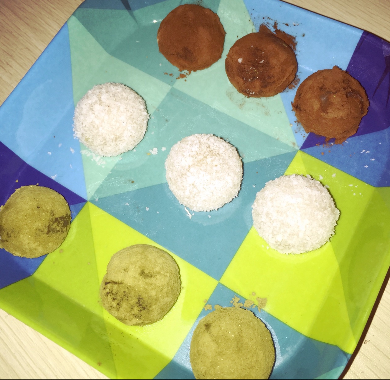 比巧克力更有心意的白色情人节礼物 ---松露汤圆