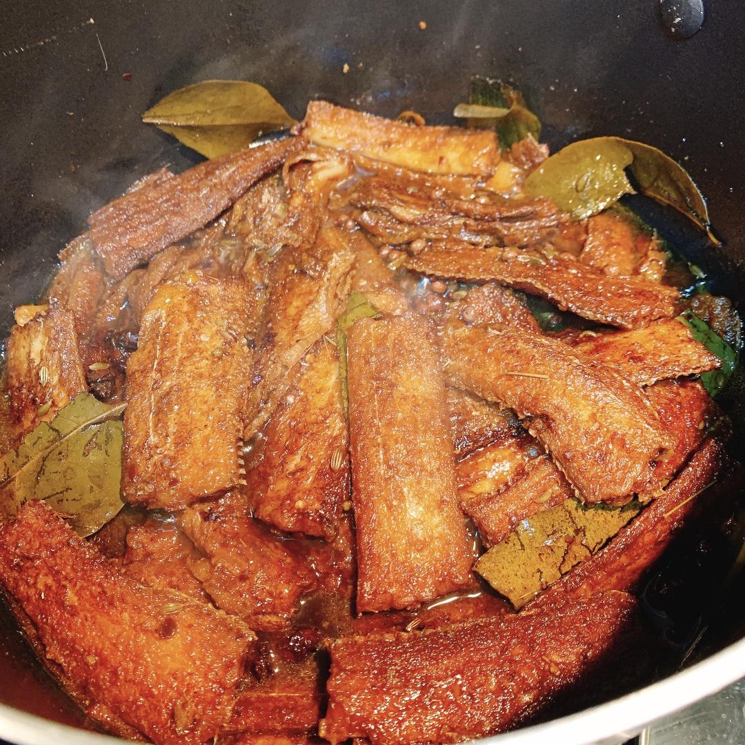 北京名吃“焖酥鱼”