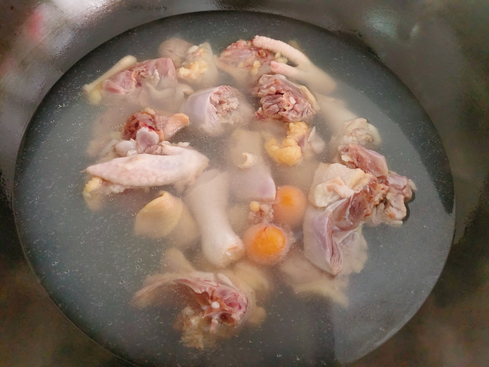 海马海参鸡汤的做法 步骤2