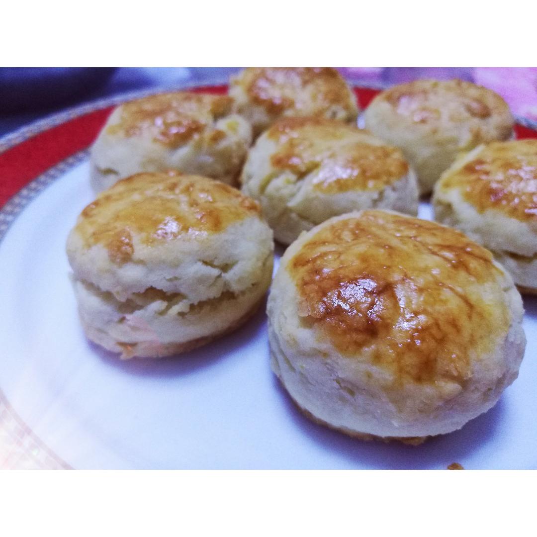 【视频】3分钟 奶油司康Scone(可能是世界上最快手的司康) 消耗淡奶油～