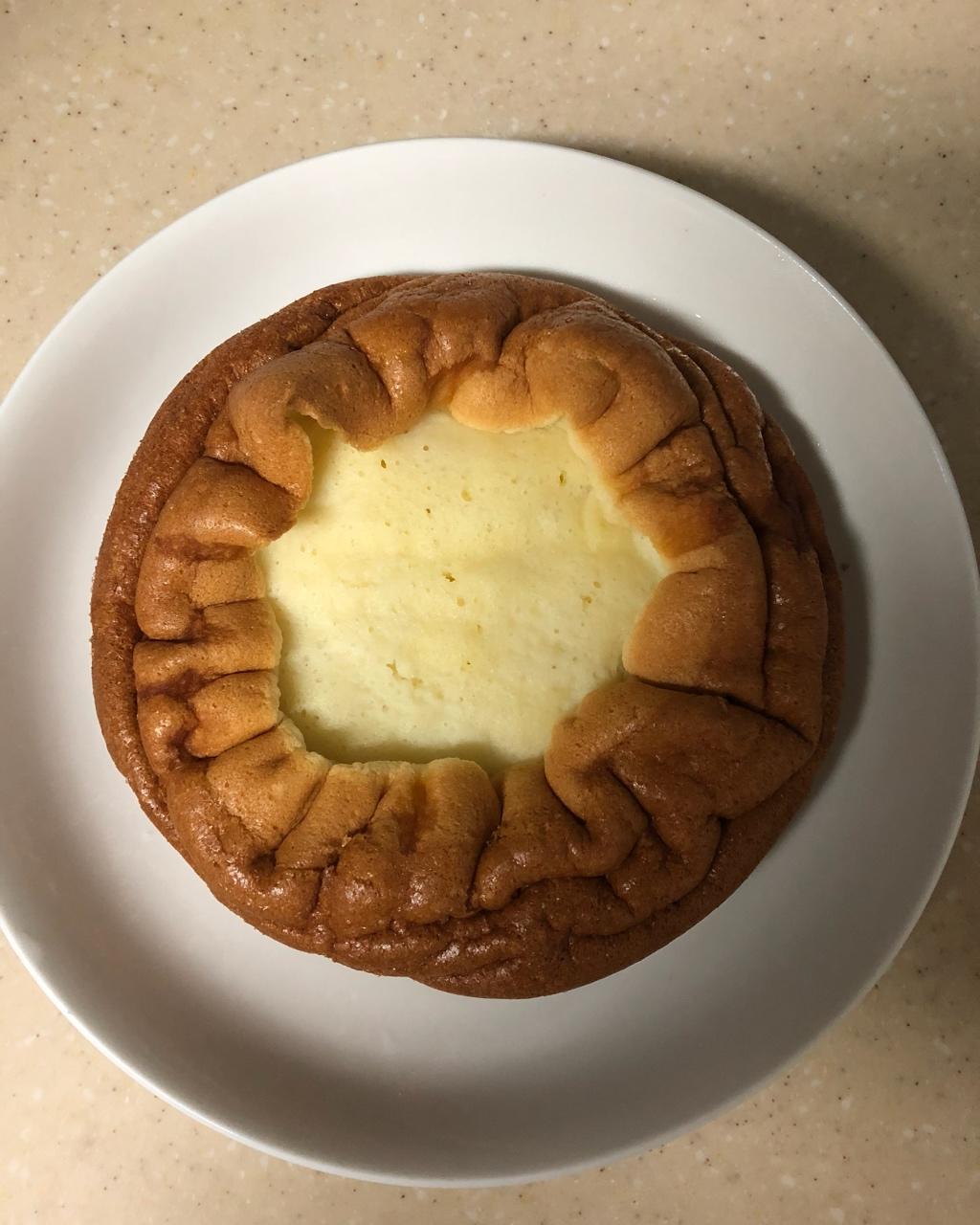 番茄茄沙拉酱做的电饭锅版酸奶蛋糕