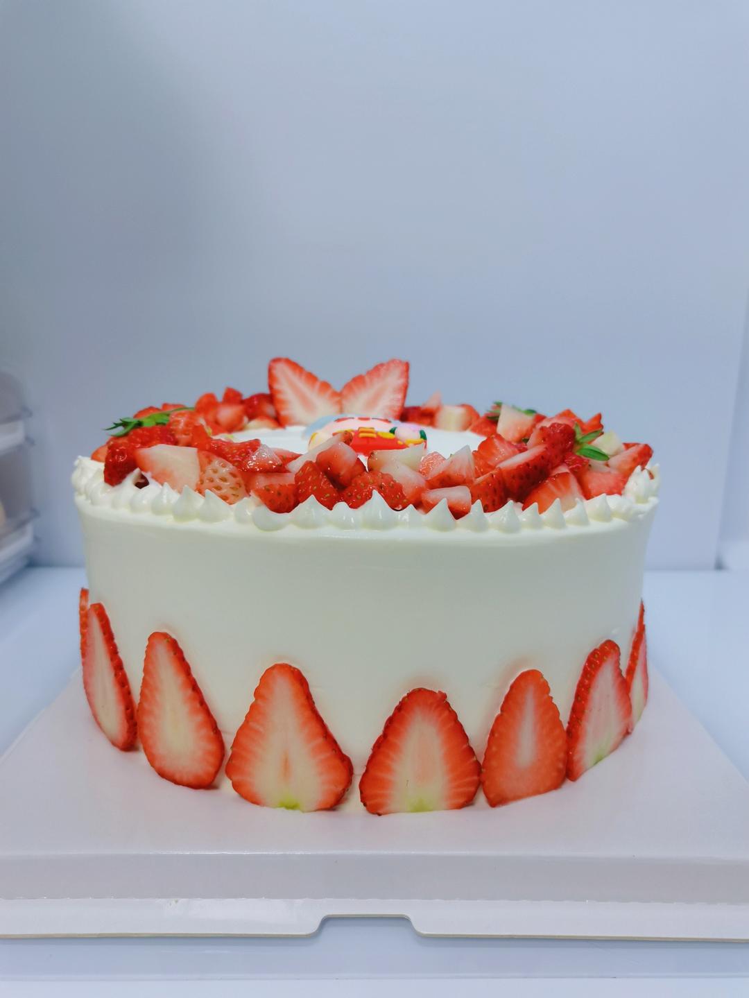 超简单的草莓芝士蛋糕