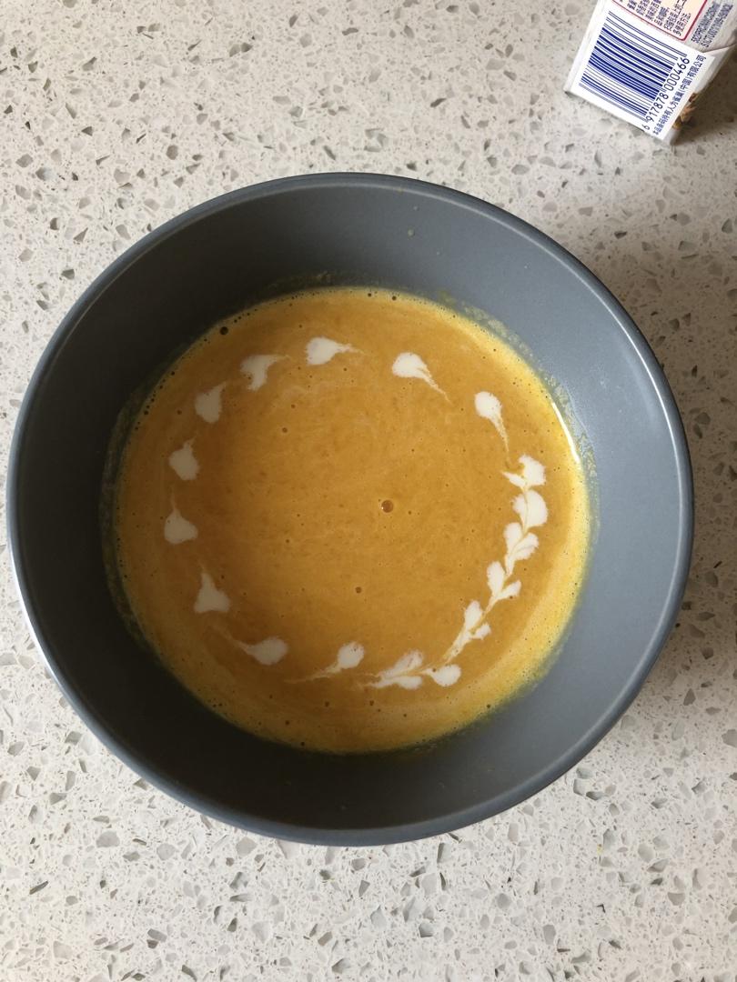奶油南瓜汤