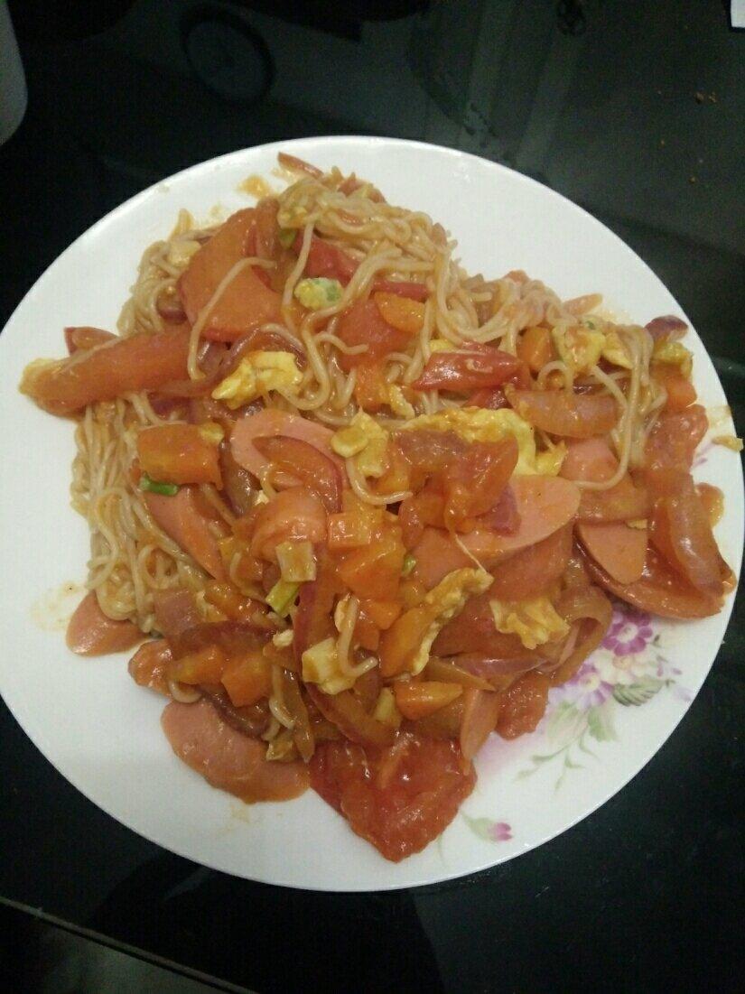 番茄肉酱意大利面