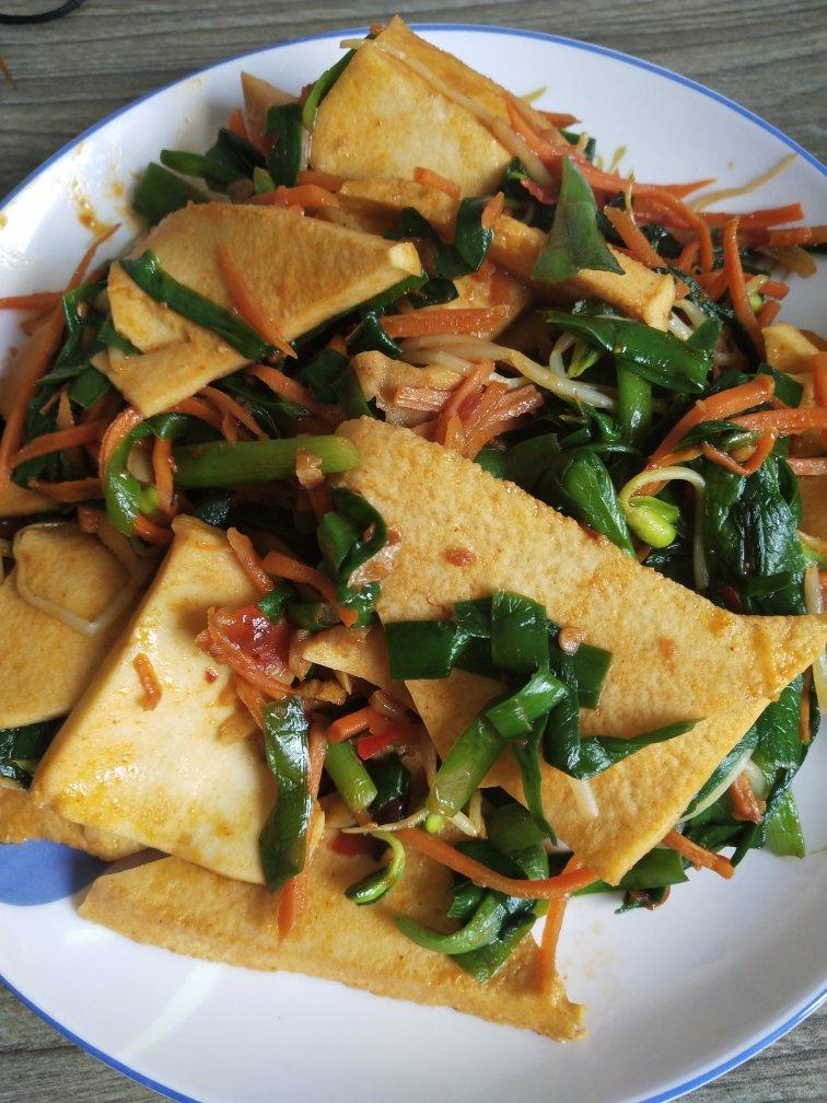 炒千页豆腐(不是干锅)