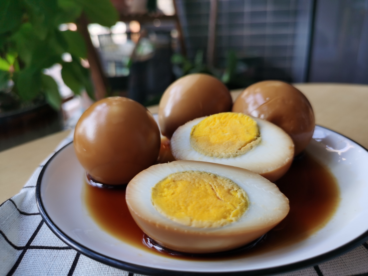 五香卤蛋（超香懒人版）的做法
