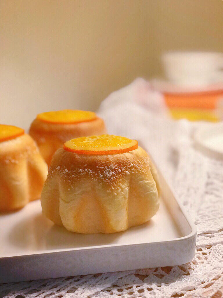 香橙🍊卡仕达八角星面包