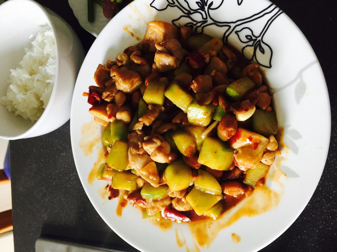 【中餐厅】亮大厨教做宫保鸡丁『多图详解』