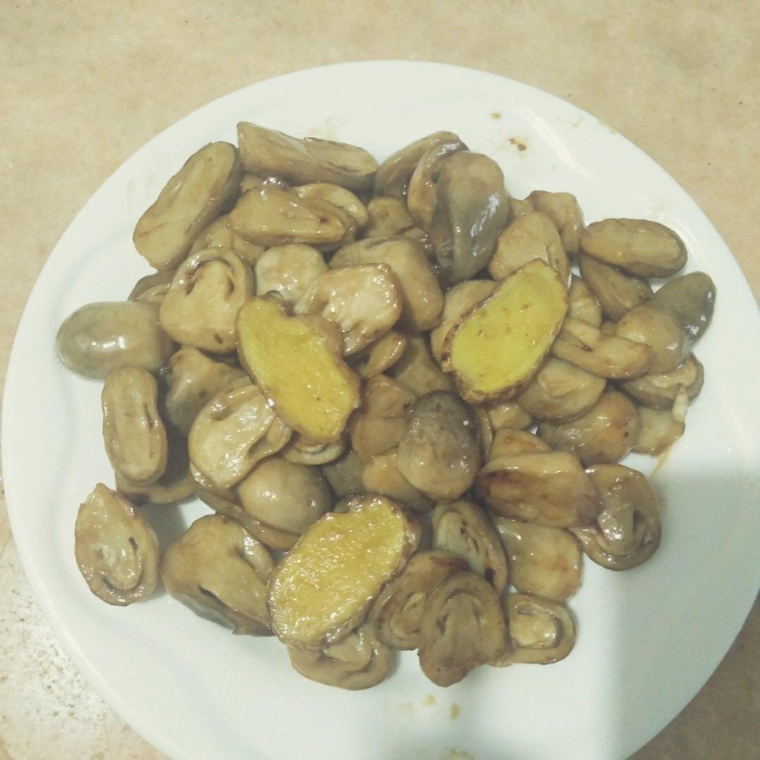 蚝油草菇