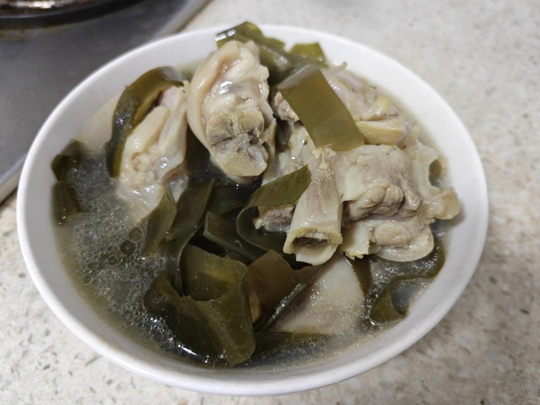 海带炖猪蹄