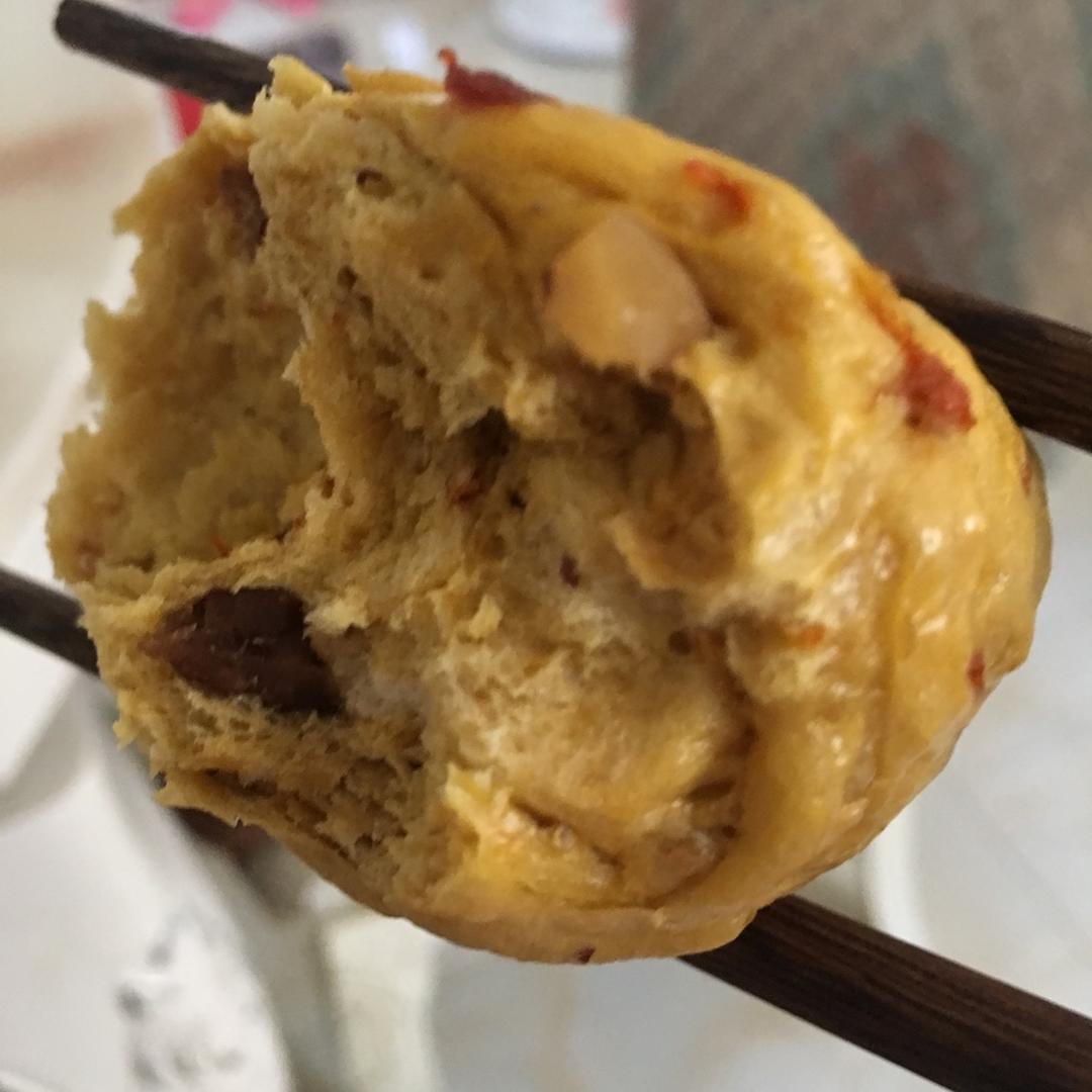 红糖红枣枸杞核桃馒头