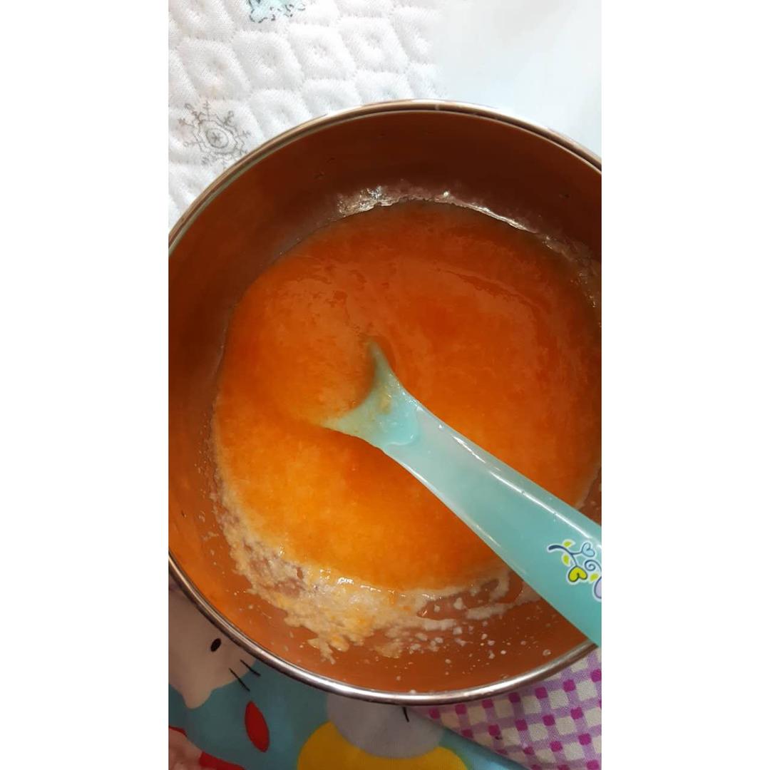 宝宝六个月辅食胡萝卜泥做法