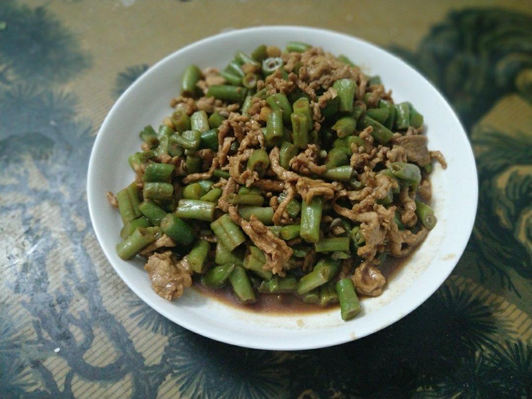 家常健康小炒，必不可少之眉豆炒肉