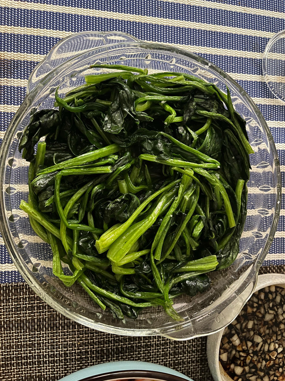 黄油烤菠菜-超级简单营养又美味