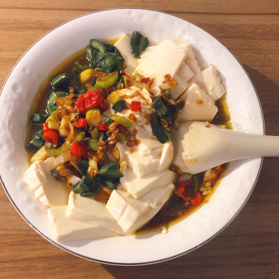 皮蛋拌豆腐（从这道菜说起，如何拌出好吃的凉拌菜）