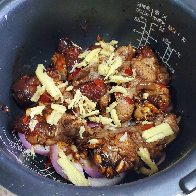 不需要厨艺的减脂餐——电饭煲焖鸡腿