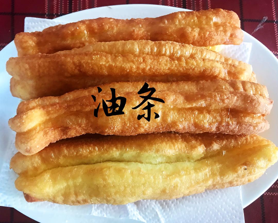 早餐来一根金灿灿的放心油条吧！的做法