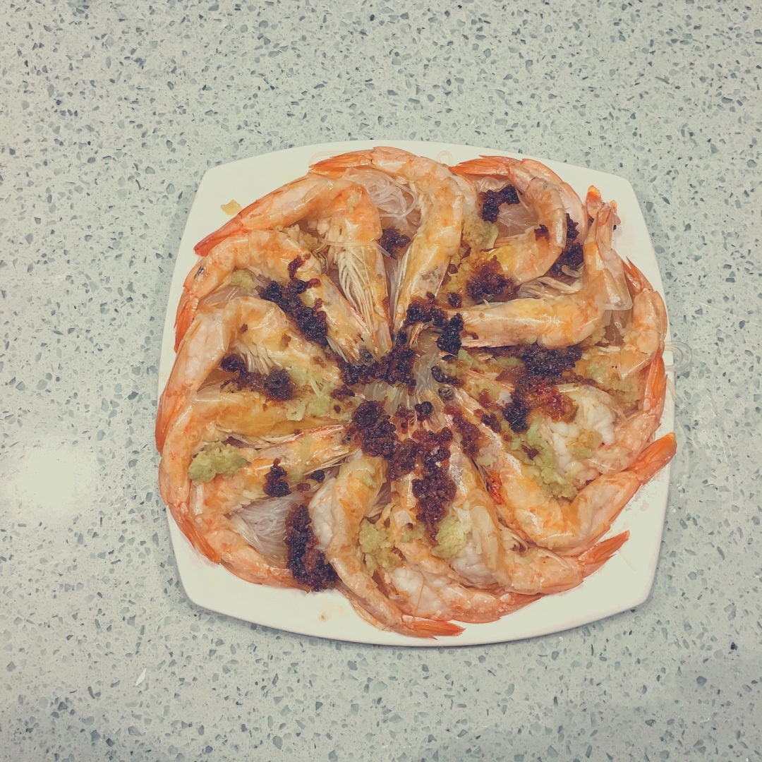 蒜蓉粉丝蒸大虾